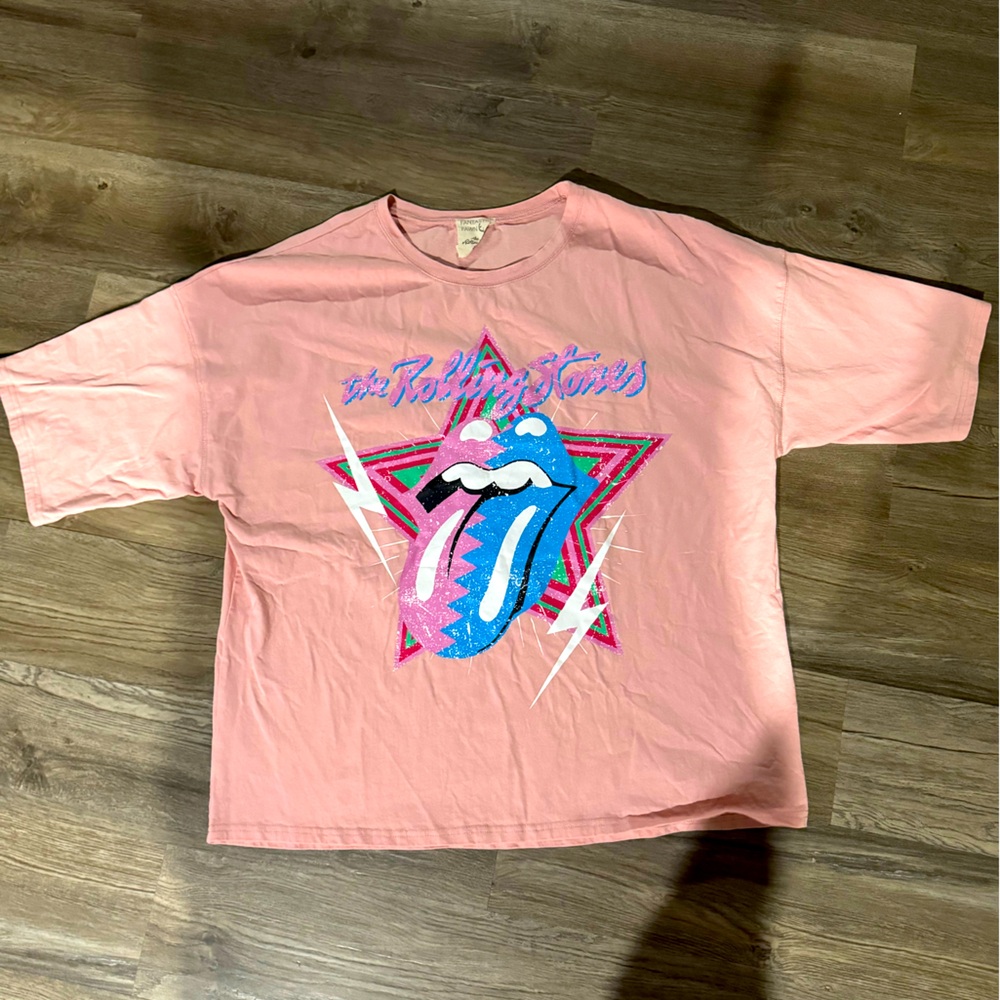 Oversized graphic tshirt